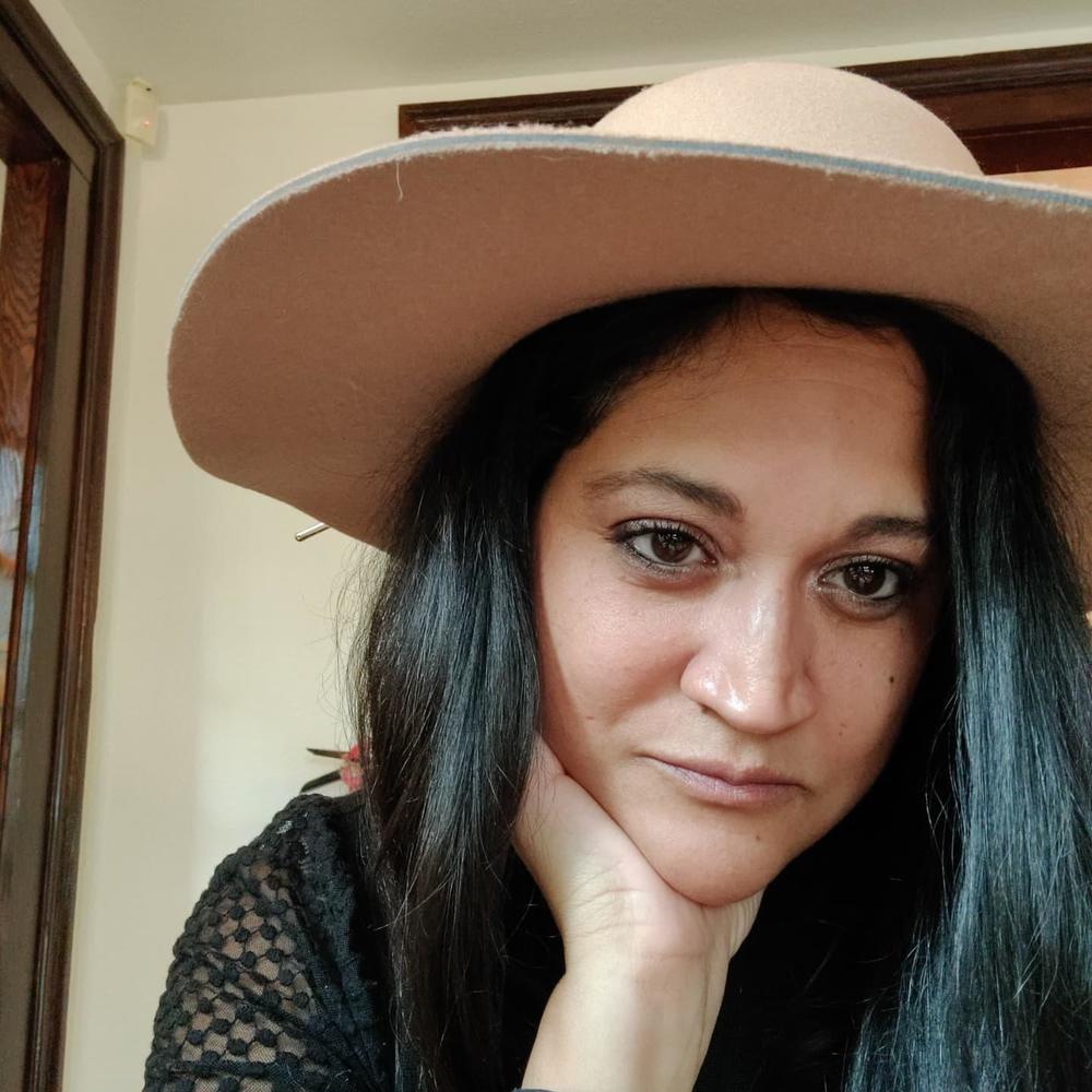 Meet your Posher, Adriane